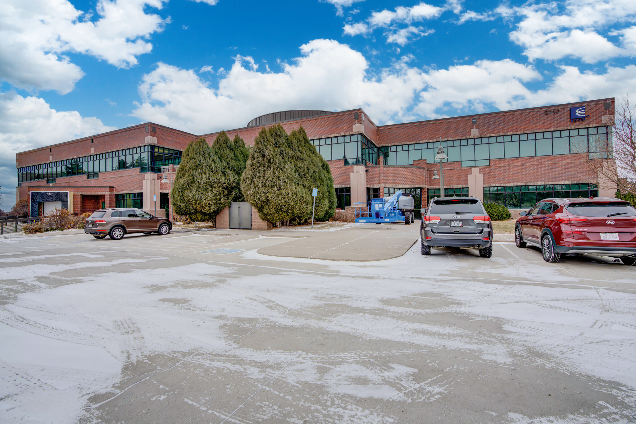 9240 Explorer Dr, Colorado Springs, CO for lease Primary Photo- Image 1 of 60