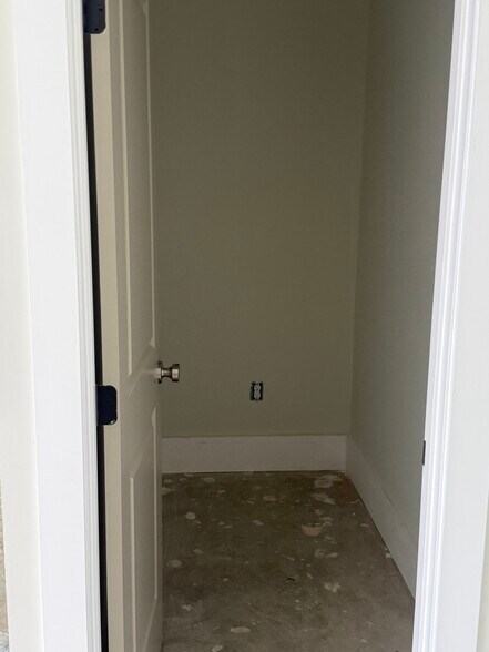 5824 New Nashville Hwy, Murfreesboro, TN à vendre - Photo du bâtiment - Image 2 de 31