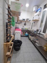 Retail in Madrid, Madrid for lease Interior Photo- Image 1 of 6