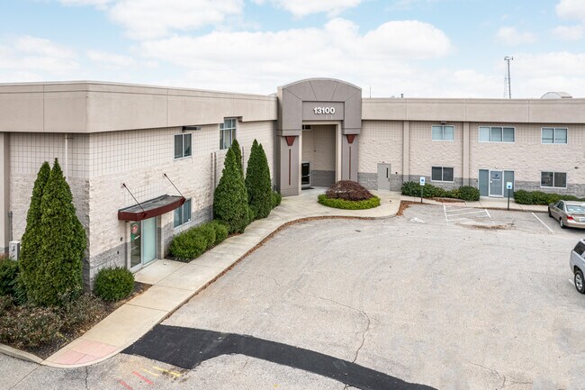 Plus de détails pour 13001 Magisterial Dr, Louisville, KY - Industriel à vendre