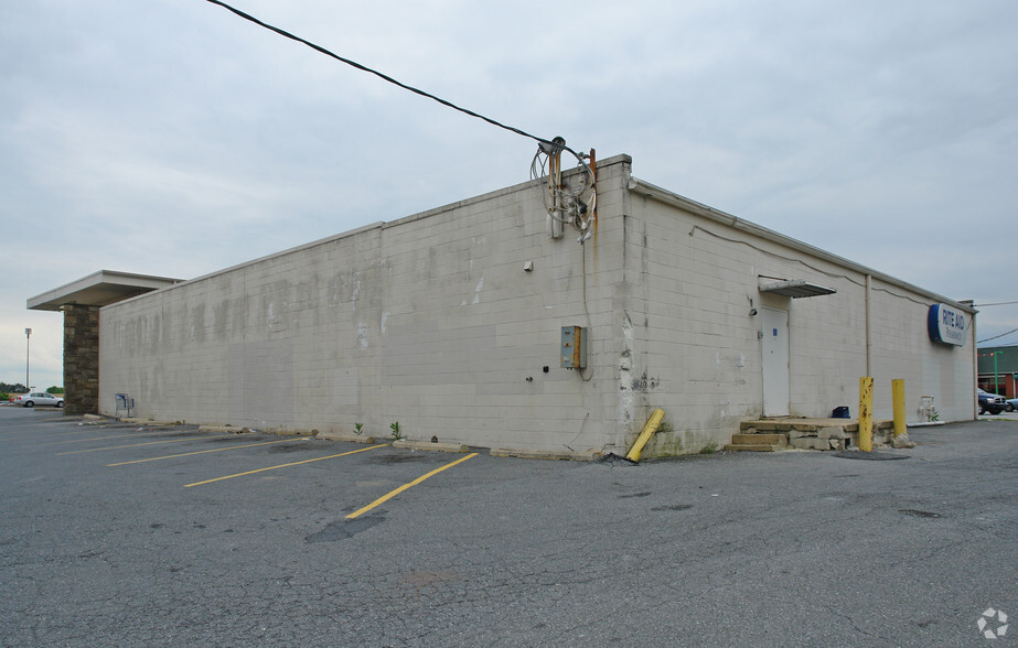 3209 Kirkwood Hwy, Wilmington, DE for lease - Building Photo - Image 2 of 7