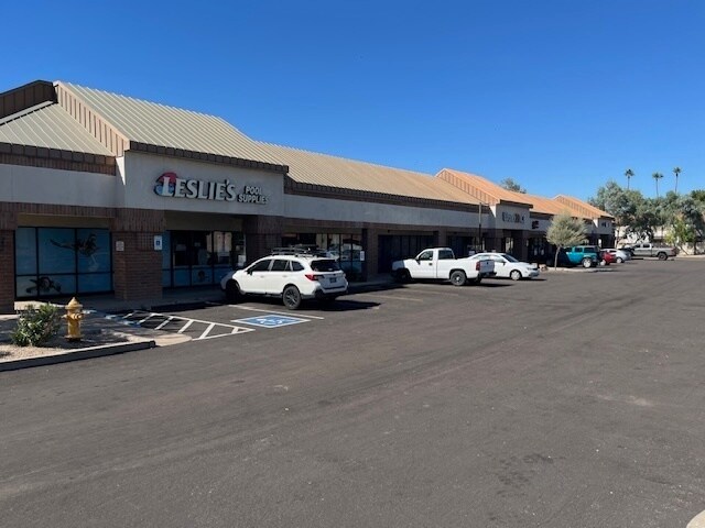 6330 S Rural Rd, Tempe, AZ à louer - Photo du bâtiment - Image 2 de 3