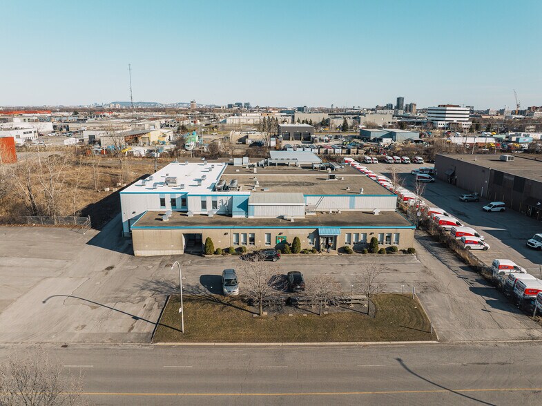 2080 Rue Monterey, Laval, QC à vendre - Aérien - Image 1 de 1
