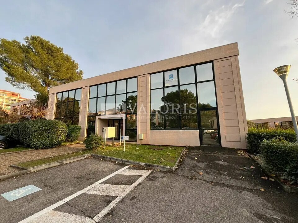 Route De La Seds, Vitrolles for lease Building Photo- Image 1 of 3