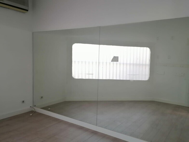 Office/Retail in Alcobendas, Madrid for lease - Interior Photo - Image 2 of 5