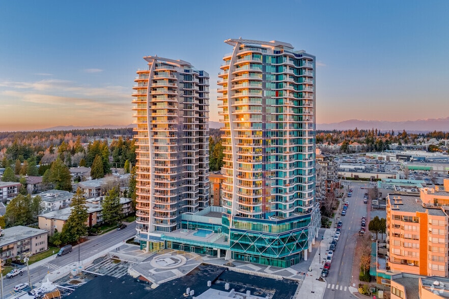 1493 Foster St, White Rock, BC for sale - Building Photo - Image 3 of 8