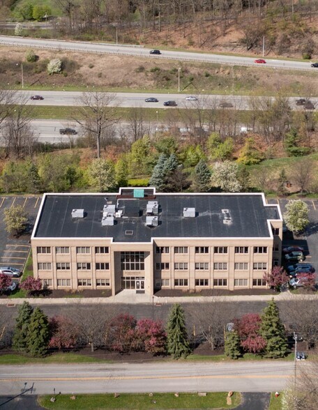 117 VIP Dr, Wexford, PA à louer - Photo du bâtiment - Image 1 de 7