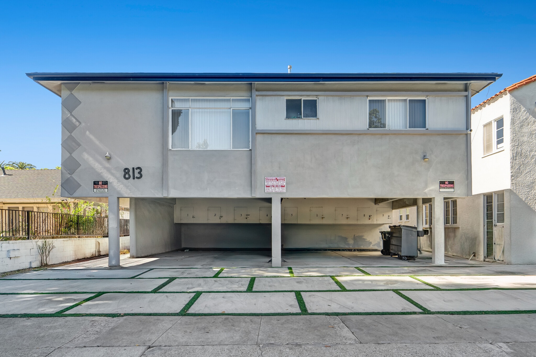 813 Westmount Dr, West Hollywood, CA for sale Primary Photo- Image 1 of 7