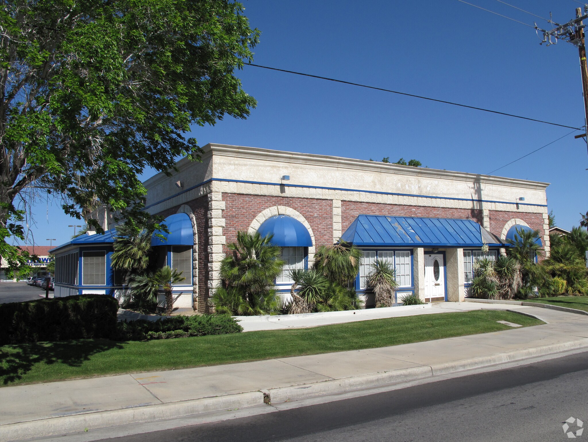 43997 N 15th St W, Lancaster, CA for sale Primary Photo- Image 1 of 5