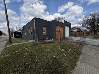 Plus de détails pour 2401 N Harding St, Indianapolis, IN - Vente au détail à vendre