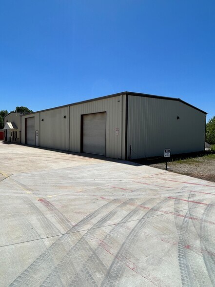1360 Greensboro Hwy, Watkinsville, GA for lease - Building Photo - Image 2 of 20