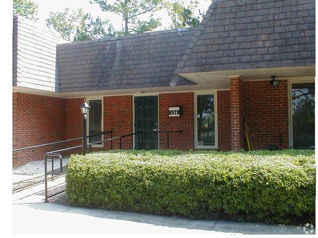 130-140 Professional Cir, Williamsburg, VA à louer - Photo du bâtiment - Image 2 de 21