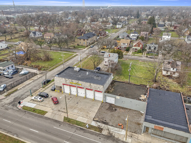 14801-14835 Livernois Ave, Detroit, MI for lease - Building Photo - Image 1 of 46