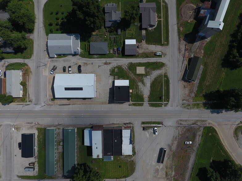 107 W Main St, Coffeen, IL for sale - Building Photo - Image 3 of 47