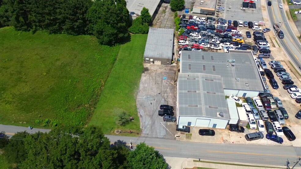 13 Alexander St, Winder, GA à vendre - Vidéo sur l’inscription commerciale - Image 2 de 15