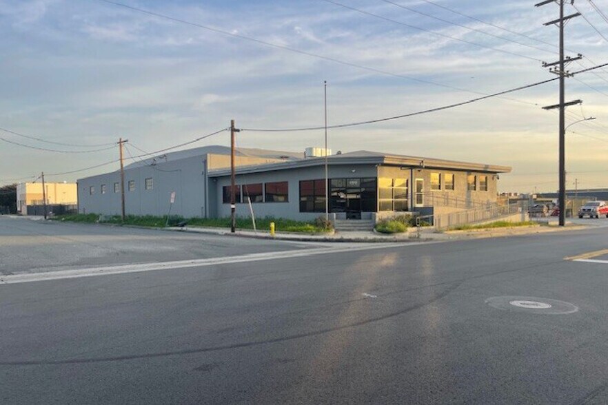 6400 Fleet St, Commerce, CA à vendre - Photo du bâtiment - Image 2 de 4
