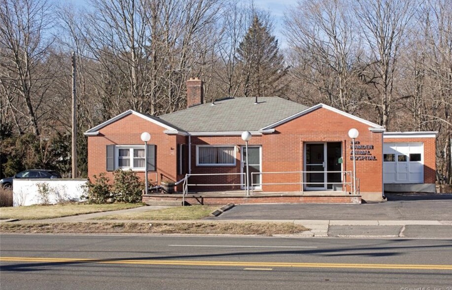 2612 Whitney Ave, Hamden, CT for sale - Building Photo - Image 1 of 1