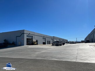 Plus de détails pour 17615 Alder St, Hesperia, CA - Industriel à louer