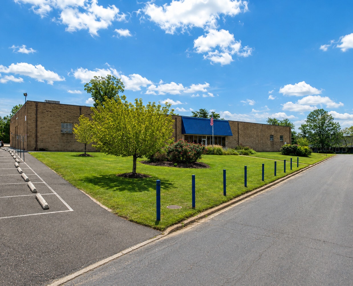 1 Harmon Dr, Blackwood, NJ for lease Primary Photo- Image 1 of 9