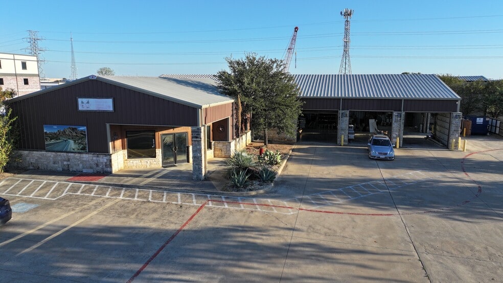 3625 Valley Vista Dr, Fort Worth, TX à vendre - Photo du bâtiment - Image 3 de 21