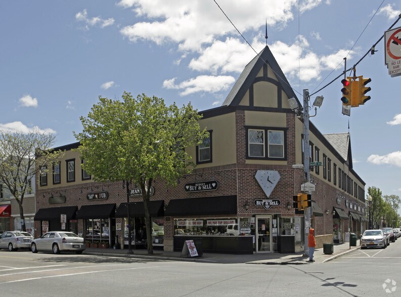 1-27 S Ocean Ave, Patchogue, NY à louer - Photo du bâtiment - Image 1 de 19