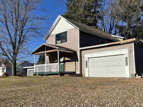 713 Kloman Ave, Republic, MI for sale Primary Photo- Image 1 of 6