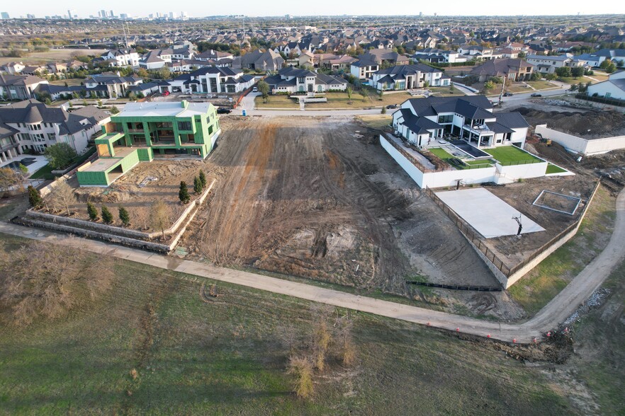 2264 Lilac Ln, Frisco, TX for sale - Building Photo - Image 2 of 11