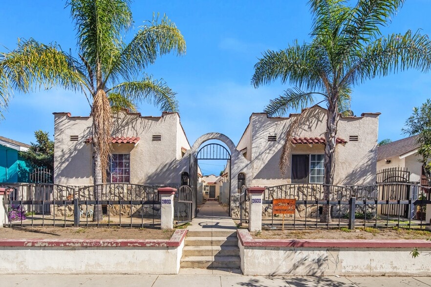 6200 Malabar St, Huntington Park, CA for sale - Building Photo - Image 2 of 9
