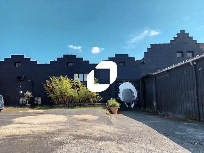 Flex in Roubaix for sale - Building Photo - Image 1 of 7