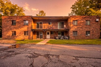 More details for 818-850 S Green Rd, South Euclid, OH - Multifamily for Sale