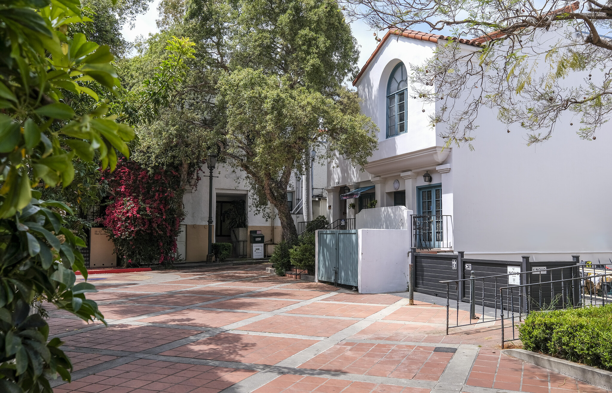 924 Chapala St, Santa Barbara, CA à louer Photo du bâtiment- Image 1 de 3