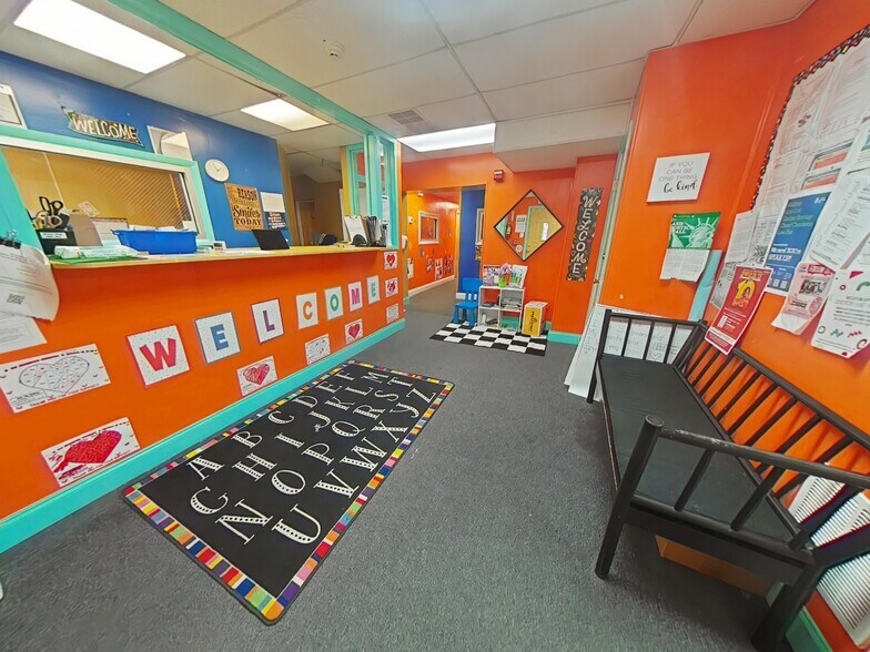 4827 Germantown Ave, Philadelphia, PA à vendre - Photo du bâtiment - Image 2 de 59