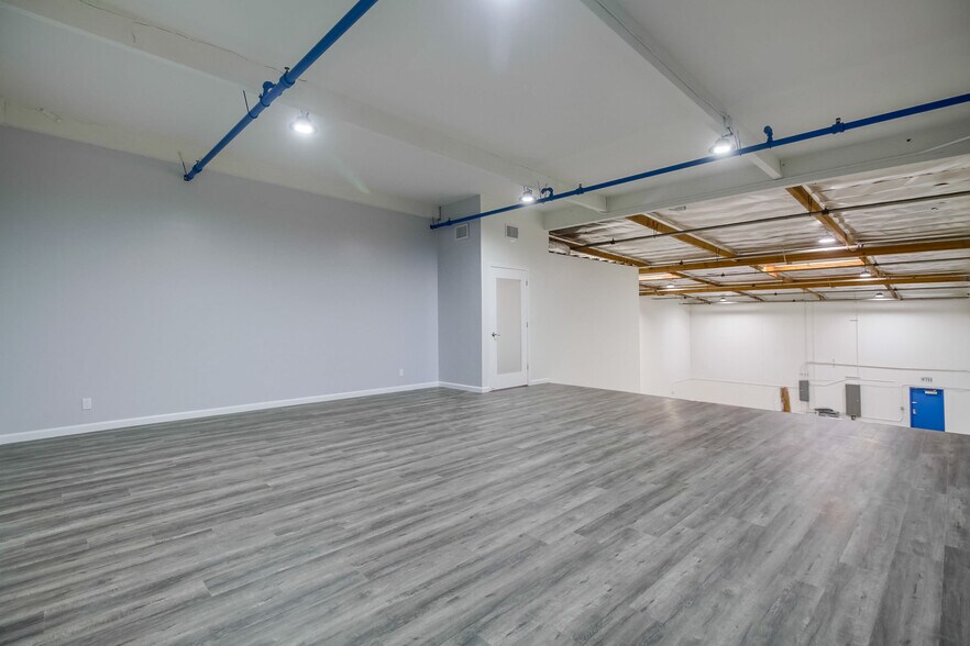 511-571 5th St, San Fernando, CA à louer - Photo intérieure - Image 2 de 9