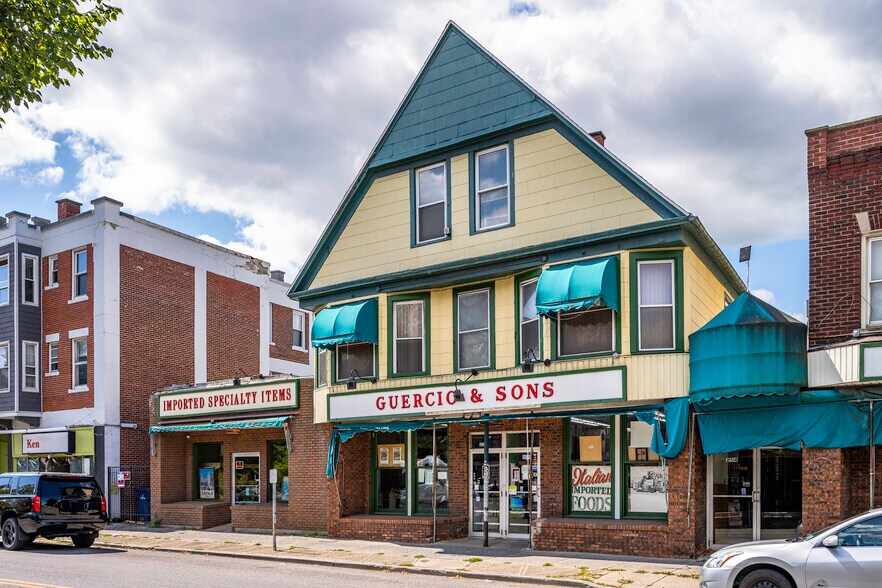 250 Grant St, Buffalo, NY à vendre - Photo du bâtiment - Image 3 de 52