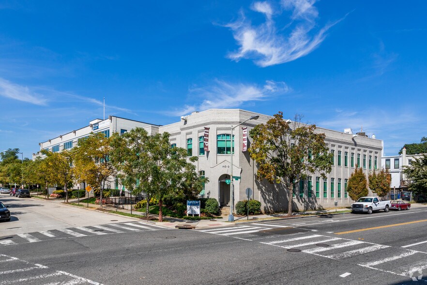 120 Q St NE, Washington, DC à louer - Photo du bâtiment - Image 3 de 20