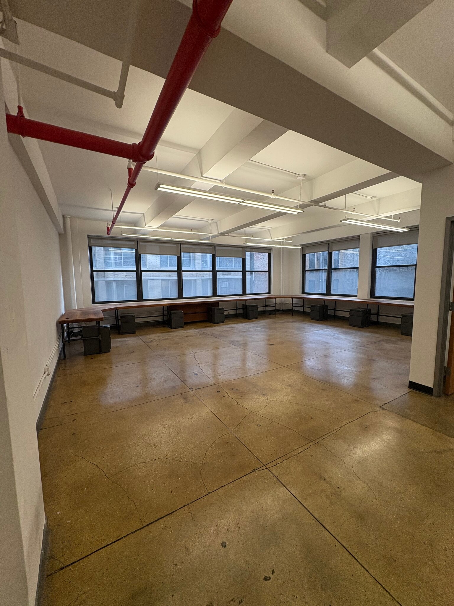 330 W 38th St, New York, NY for lease Interior Photo- Image 1 of 4