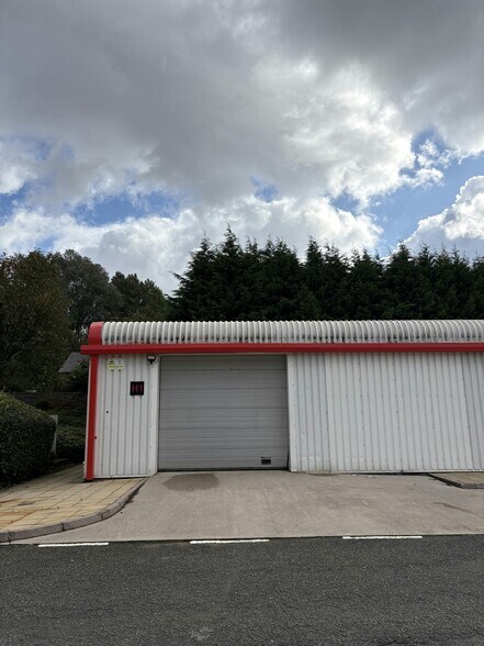 Brookside Business Park, Manchester à louer - Photo du bâtiment - Image 2 de 7