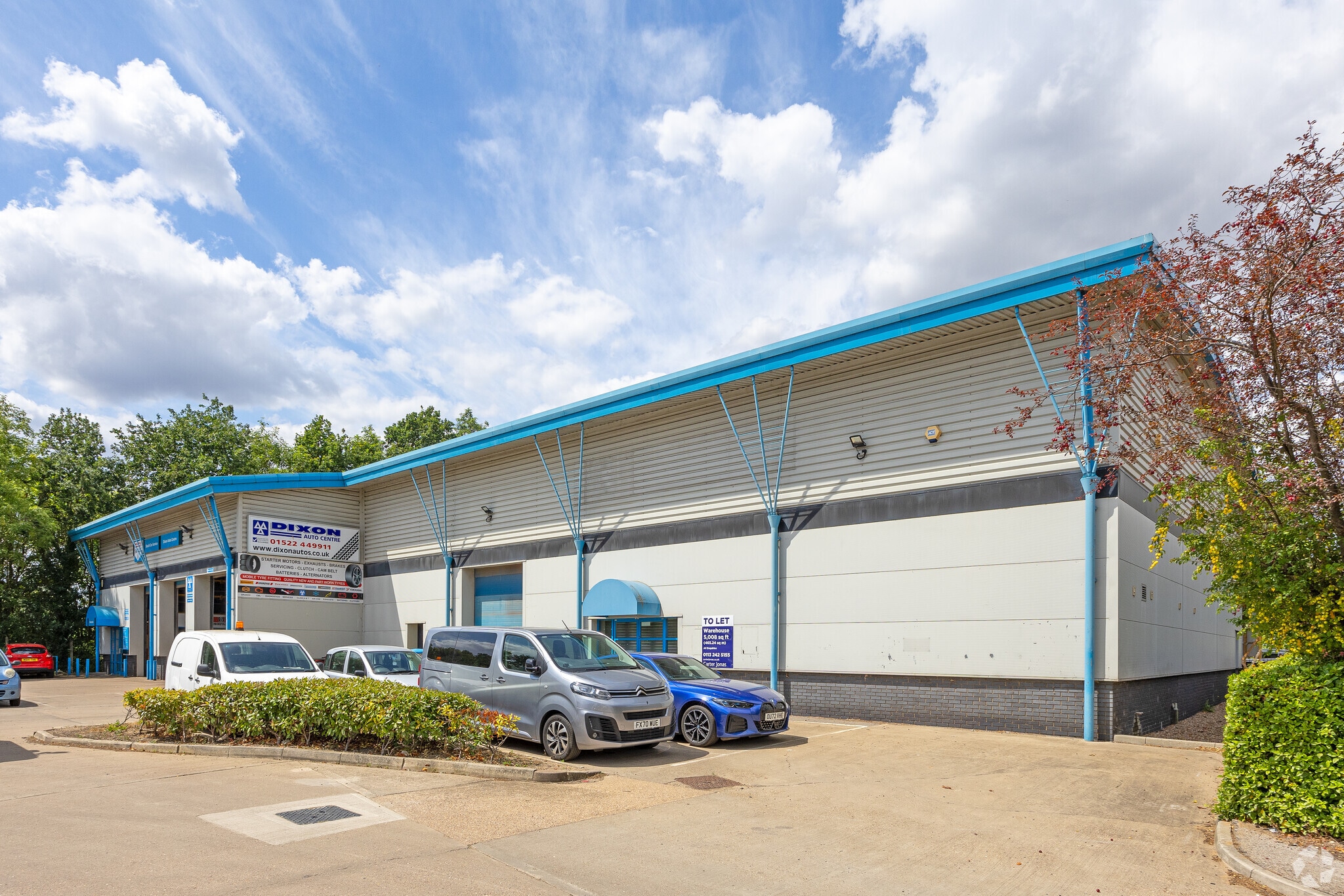 Dixon Clos, Lincoln for lease Primary Photo- Image 1 of 9