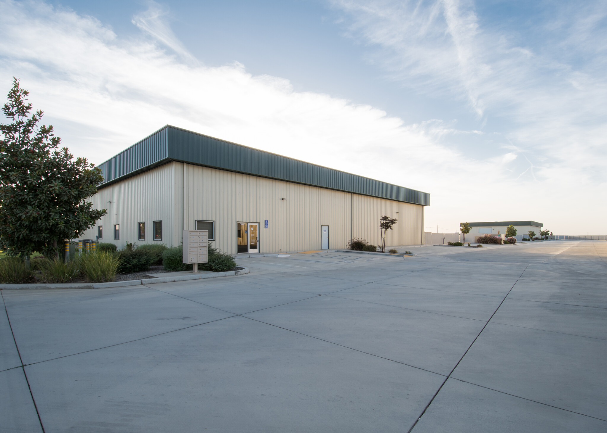 4832 Rosedale Ln, Bakersfield, CA for lease Building Photo- Image 1 of 9