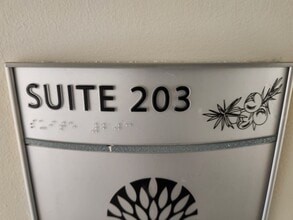 312 S Juniper St, Escondido, CA à louer Photo intérieure- Image 1 de 18