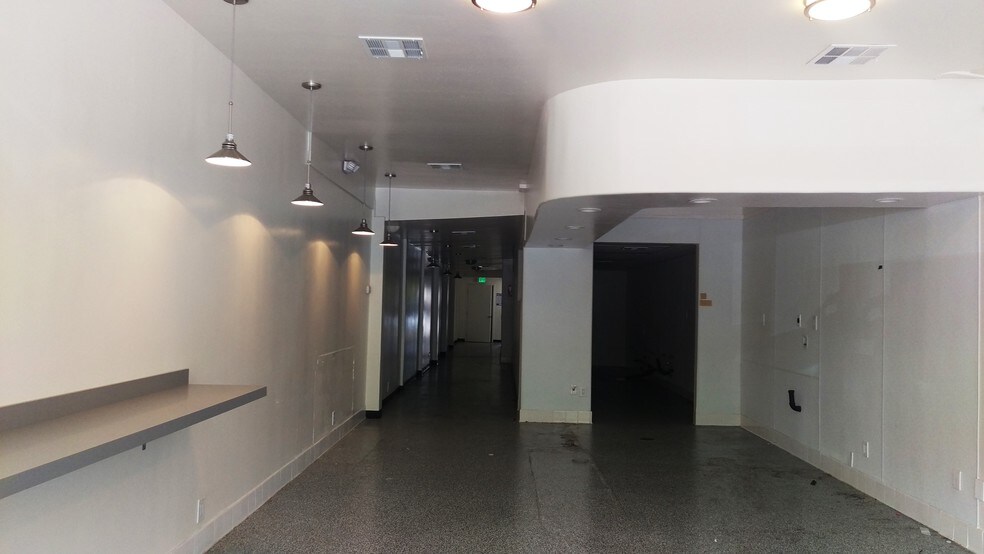 154-158 W Grand Ave, Escondido, CA for sale - Building Photo - Image 3 of 5