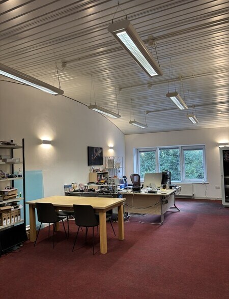 English Clos, Hove à vendre - Photo intérieure - Image 3 de 7