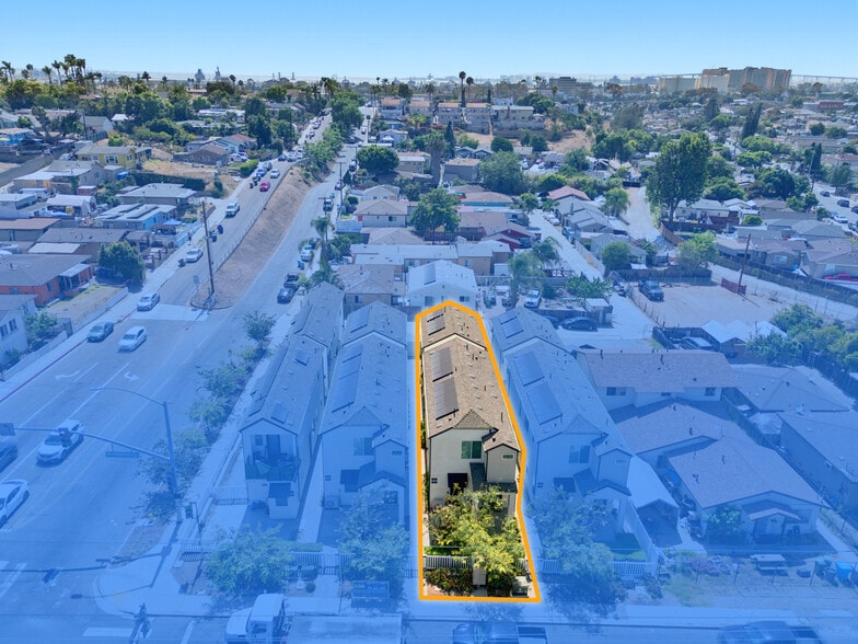 2048 N Highland Ave, San Diego, CA for sale - Building Photo - Image 2 of 26