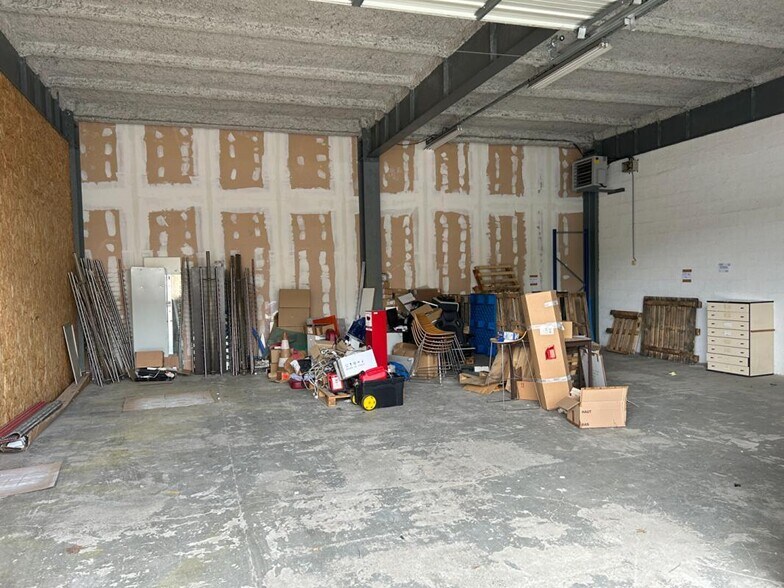 Flex dans Mérignac à louer - Photo du bâtiment - Image 2 de 9