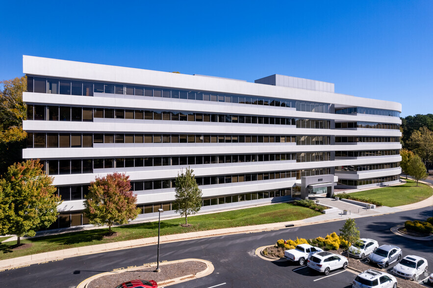 8000 Regency Pky, Cary, NC for lease - Building Photo - Image 1 of 7