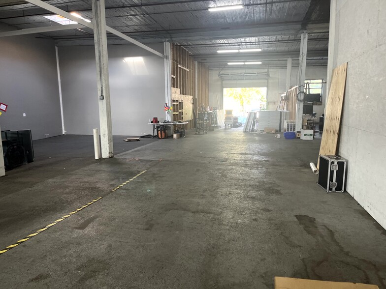 923 S Bayview St, Seattle, WA for lease - Interior Photo - Image 2 of 8