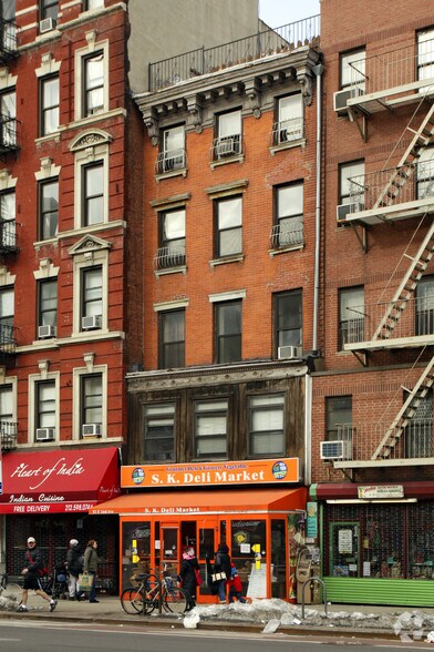 81 Second Ave, New York, NY for lease - Primary Photo - Image 1 of 4