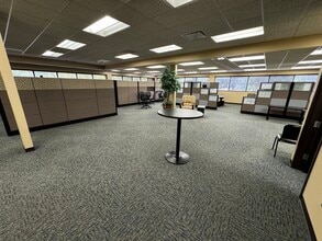 10300 W 103rd St, Overland Park, KS for lease Interior Photo- Image 1 of 13