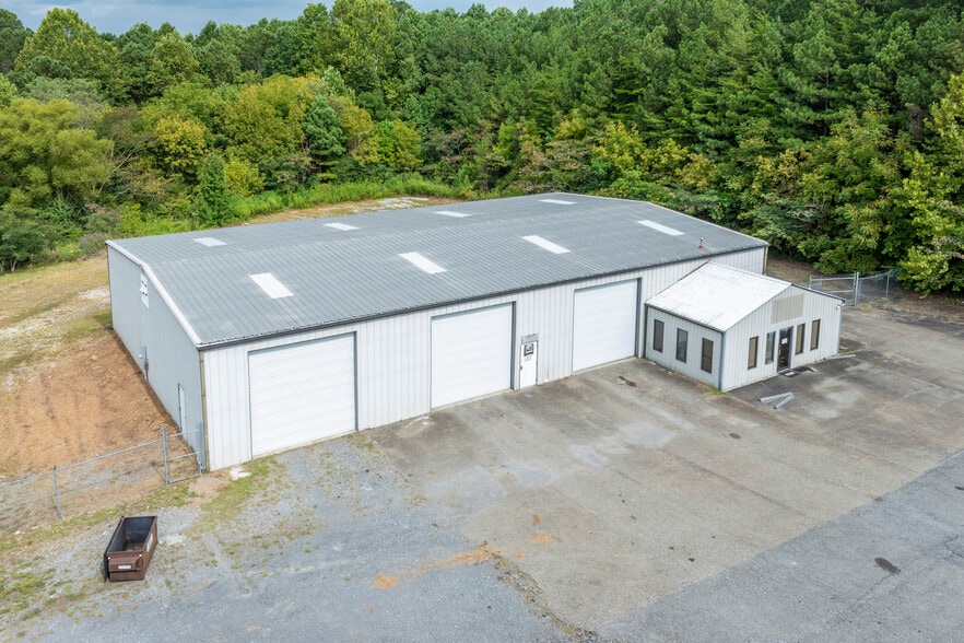 120 Appalachian Ct, Talking Rock, GA for sale - Building Photo - Image 2 of 32