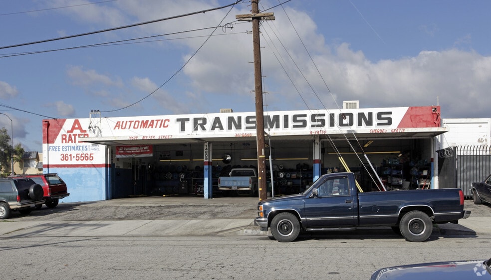 14609 S Meyer St, San Fernando, CA for lease - Building Photo - Image 2 of 16